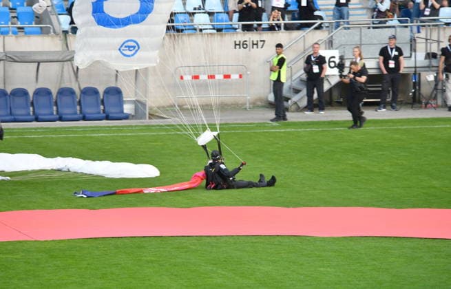 Im Saarbrücker Ludwigsparkstadion beginnen die Nationalen Spiele der Special Olympics am Montag (15. Juni 2026). Die feierliche Eröffnung der Spiele wird live im Fernsehen gesendet und gibt den Startschuss für Wettkämpfe von mehr als 4000 Athleten.