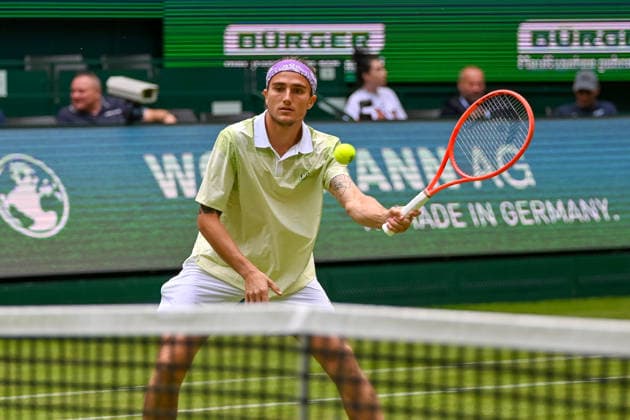 Mattia Belucci (ITA) am Netz TERRA WORTMANN Open 2026, Tennis, ATP, Tennis Herren Tennis Herren 500, Turnier, Hauptfeld, 16.06.2026, TERRA WORTMANN Open 2026, Tennis, ATP, Tennis Herren 500, Turnier, Hauptfeld, 16.06.2026 Halle