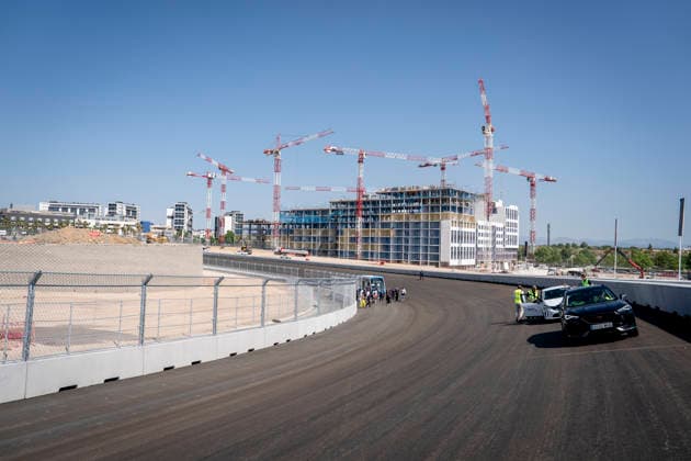 June 16, 2026, Madrid, Madrid, Spain: View of Ã¢â‚¬oela MonumentalÃ¢â‚¬Â curve during the presentation of the Madring F1 circuit at IFEMA on June 16, 2026, in Madrid, Spain. Madrid Spain - ZUMAa181 20260616_zaa_a181_007 Copyright: xAngelxPerezxMecax