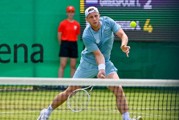 Tallon Griekspoor (NED) am Netz TERRA WORTMANN Open 2026, Tennis, ATP, Tennis Herren Tennis Herren 500, Turnier, Hauptfeld, 16.06.2026, TERRA WORTMANN Open 2026, Tennis, ATP, Tennis Herren 500, Turnier, Hauptfeld, 16.06.2026 Halle
