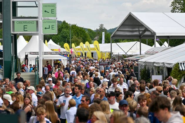 Blick ueber die gut besuchte Anlage der heristo-Arena in Halle Westfalen TERRA WORTMANN Open 2026, Tennis, ATP, Tennis Herren Tennis Herren 500, Turnier, Hauptfeld, 16.06.2026, TERRA WORTMANN Open 2026, Tennis, ATP, Tennis Herren 500, Turnier, Hauptfeld, 16.06.2026 Halle