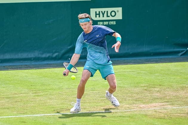 Andrey Rublev (RUS) schleagt TERRA WORTMANN Open 2026, Tennis, ATP, Tennis Herren Tennis Herren 500, Turnier, Hauptfeld, 16.06.2026, TERRA WORTMANN Open 2026, Tennis, ATP, Tennis Herren 500, Turnier, Hauptfeld, 16.06.2026 Halle