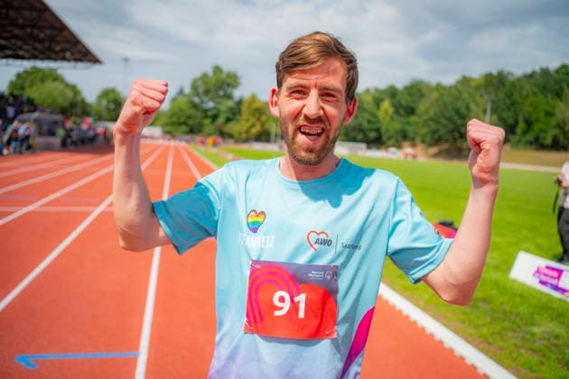 Im Saarbrücker Stadion am Kieselhumes beginnen die Nationalen Spiele der Special Olympics am Dienstag (16. Juni 2026) mit den ersten Leichtathletik Wettkämpfen im 100 Meter Lauf und im Kugelstoßen. Im Bild: Christian Jakobs vom Team der AWO.