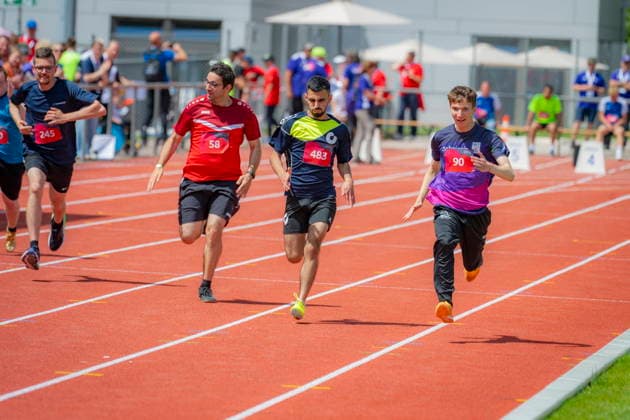 Im Saarbrücker Stadion am Kieselhumes beginnen die Nationalen Spiele der Special Olympics am Dienstag (16. Juni 2026) mit den ersten Leichtathletik Wettkämpfen im 100 Meter Lauf und im Kugelstoßen.