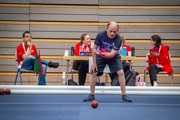 Die Boccia Wettbewerbe der Special Olympics Nationalen Spiele finden am Dienstag (16.06.2026) in der Joachim-Deckarm-Halle in Saarbrücken statt. Im Bild: Patrick Petit vom Team der AWO.