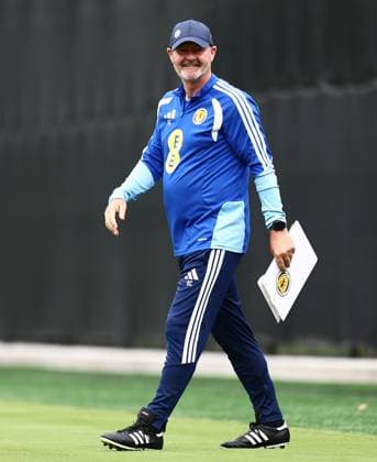 Steve Clarke head coach of Scotland Scotland Training and press conference, PK, Pressekonferenz 2026 FIFA World Cup, WM, Weltmeisterschaft, Fussball Football, Atrium Health Performance Park, Charlotte, USA - 16 Jun 2026Charlotte Atrium Health Performance Park United States of America EDITORIAL USE ONLY No use with unauthorised audio, video, data, fixture lists, club league logos or live services. Online in-match use limited to 120 images, no video emulation. No use in betting, games or single club league player publications.  Copyright: xMichaelxZemanek Shutterstockx 16928907m