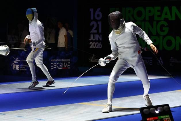 Escrime championnat d Europe PHOTOPQR LE COURRIER PICARD Haslin ; Antony ; 16 06 2026 ; 16 06 26 Championnat d Europe d escrime - épée hommes Miguel Frazao (Beauvais Portugal) vs David Nagy (Hun) 32èmes de finale Photo Fred Haslin European fencing championship in Antony, France, on June 16, 2026 Antony 92 France  Copyright: xPHOTOPQR LExCOURRIERxPICARD MAXPxHaslinx 20260616LCP7023 20260616LCP7023