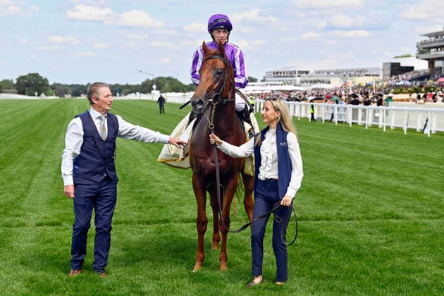 16.06.2026, Ascot, Windsor, GBR - Great Barrier Reef with Wayne Lordan up after winning the Coventry Stakes. Ascot racecourse. (Pferd, Jockey, Great Barrier Reef, Lordan, Sieg) 260616C907ROYAL_ASCOT.JPG