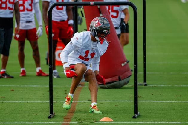 June 16, 2026, Tampa, Florida, USA: Tampa Bay Buccaneers wide receiver Jalen McMillan (11) runs underneath hurdles, while he works on a passing drill during mandatory mini-camp at the AdventHealth Training Center in Tampa on Tuesday, June 16, 2026. Tampa USA - ZUMAs70_ 0859278631st Copyright: xJeffereexWoox