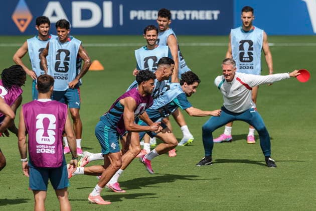 FIFA World Cup, WM, Weltmeisterschaft, Fussball 2026 - Portugal training session Players of the Portugal s soccer team attend a training session in Palm Beach, Florida, USA, 16 June 2026. Portugal will face DR Congo on 17 June in a FIFA World Cup 2026 group K match. Palm Beach Florida United States  Copyright: xMIGUELxA.xLOPESx