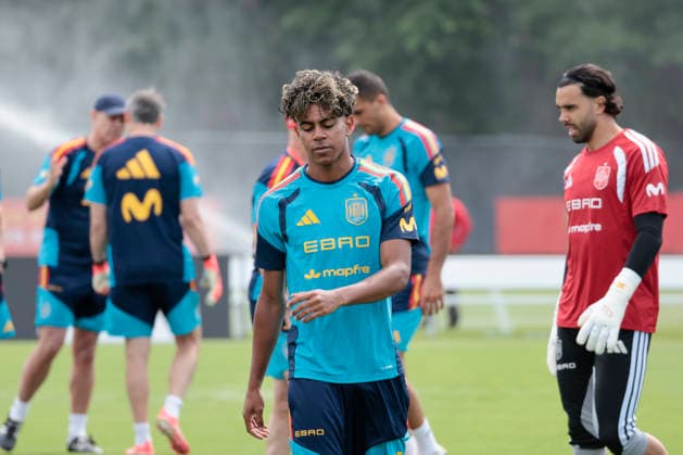 Spain s national soccer team striker Lamine Yamal is seen during a training session in Chattanooga, Tennessee, US, 16 June 2026. Spain will face Saudi Arabia in their second World Cup match on 21 June 2026. Spain s training session !ACHTUNG: NUR REDAKTIONELLE NUTZUNG!  Copyright: xLavandeiraxjrx GRAF9510 20260616-55020613484_1