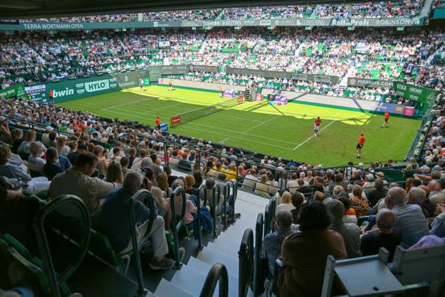 Blick in die volle heristo-Arena, den Center Court TERRA WORTMANN Open 2026, Tennis, ATP, Tennis Herren Tennis Herren 500, Turnier, Hauptfeld, 16.06.2026, TERRA WORTMANN Open 2026, Tennis, ATP, Tennis Herren 500, Turnier, Hauptfeld, 16.06.2026 Halle