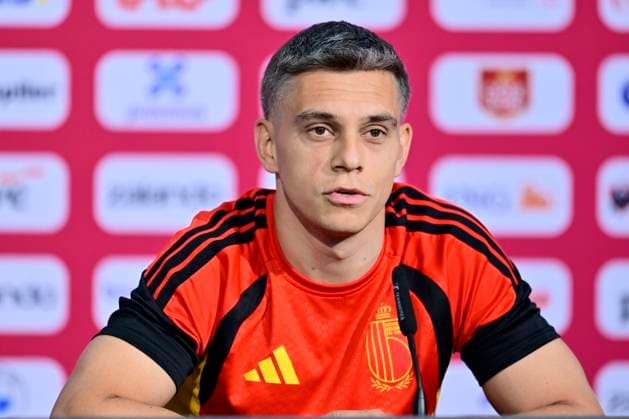 Belgian national football team - 2026 FIFA World Cup, WM, Weltmeisterschaft, Fussball - media activities 16 06 2026 RENTON, UNITED STATES OF AMERICA - JUNE 16 : Trossard Leandro forward of Belgium pictured during a press conference, PK, Pressekonferenz at the training grounds of the Belgian national football team during the 2026 FIFA World Cup on June 16, 2026 in Renton, United States of America, 16 06 2026 Renton United States of America  Copyright: xJanxDexMeuleneirx