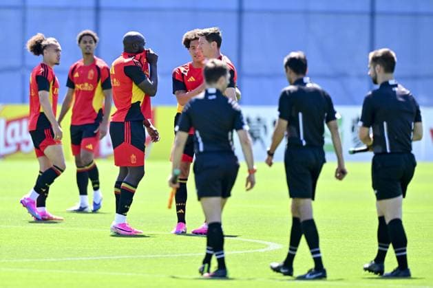 Belgium s Romelu Lukaku, Belgium s Hans Vanaken and Belgium s Axel Witsel pictured during a friendly game between Belgium s players who didn t start yesterday and Seattle Sounders, at a training of Belgian national soccer team Red Devils, at the basecamp in Seattle, USA on Tuesday 16 June 2026, after their first game against Egypt at the FIFA World Cup, WM, Weltmeisterschaft, Fussball 2026. The match ended in a 1-1 draw. DIRKxWAEM  x177873221x