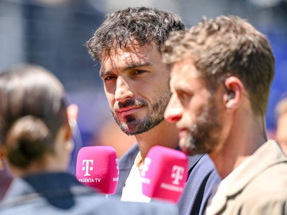 Mats Hummels and Thomas Müller during the TV interview during the FIFA World Cup, WM, Weltmeisterschaft, Fussball 2026 Group I match between France and Senegal at New York New Jersey Stadium on June 16, 2026 in East Rutherford, United States. (Photo by Harry Langer DeFodi Images) - *** Mats Hummels and Thomas Müller during a TV interview at the 2026 FIFA World Cup Group I match between France and Senegal at New York New Jersey Stadium on June 16, 2026, in East Rutherford, United States. Photo by Harry Langer, DeFodi Images,detected_source_language