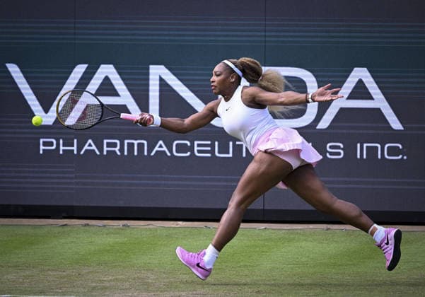 Serena Williams competes in doubles match at WTA, Tennis Damen 500 Berlin Open BERLIN, GERMANY - JUNE 16: Serena Williams of the United States competes during the women s doubles match alongside Karolina Muchova against Giuliana Olmos and Erin Routliffe at the WTA 500 Berlin Ladies Open tennis tournament in Berlin, Germany on June 16, 2026. Halil Sagirkaya Anadolu Berlin Germany. Editorial use only. Please get in touch for any other usage.  Copyright: x2026xAnadoluxHalilxSagirkayax
