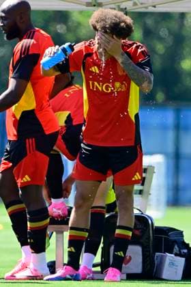 Belgian national football team - FIFA World Cup, WM, Weltmeisterschaft, Fussball 2026 - media activities 16 06 2026 RENTON, UNITED STATES OF AMERICA - JUNE 16 : Witsel Axel midfielder of Belgium pictured during a friendly match between Belgium and the Seattle Sounders FC at the training facilities of the Belgian national football team during the FIFA World Cup 2026 on June 16, 2026 in Renton, United States of America, 16 06 2026 Renton United States of America  Copyright: xJanxDexMeuleneirx