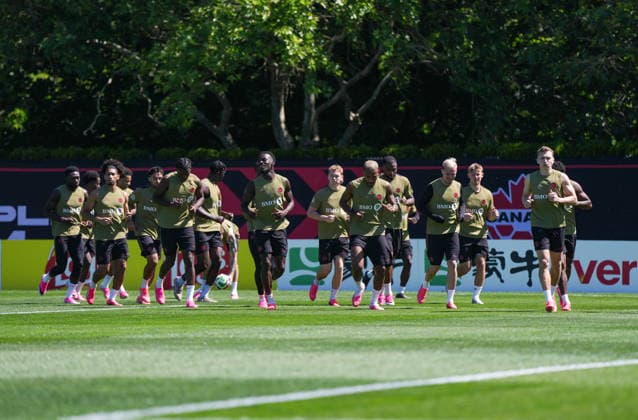 June 16, 2026, Vancouver, Bc, CANADA: Canada players jog during a FIFA World Cup, WM, Weltmeisterschaft, Fussball soccer training session, in Vancouver, on Tuesday, June 16, 2026. Canada News - June 16, 2026  - ZUMAc35_ 20260616_zaf_c35_103 Copyright: xDarrylxDyckx