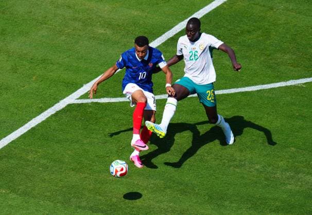 Kylian MbappÃ of France and Pape Gueye of Senegal France v Senegal, 2026 FIFA World Cup, WM, Weltmeisterschaft, Fussball Group I, Football, New York New Jersey Stadium, East Rutherford, New Jersey, USA - 16 Jun 2026East Rutherford New York New Jersey Stadium New Jersey (NJ) United States of America EDITORIAL USE ONLY No use with unauthorised audio, video, data, fixture lists, club league logos or live services. Online in-match use limited to 120 images, no video emulation. No use in betting, games or single club league player publications.  Copyright: xJavierxGarcia Shutterstockx 16928918au