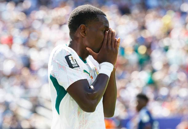 Senegal s Nicolas Jackson reacts after his shot hit the goal post against France in the first half of their FIFA World Cup, WM, Weltmeisterschaft, Fussball match at MetLife Stadium in East Rutherford, New Jersey, on Tuesday, June 16, 2026.  NYP20260616918 JOHNxANGELILLO