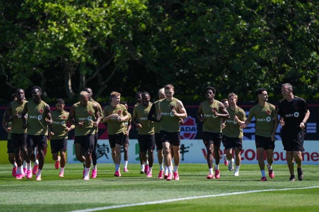 June 16, 2026, Vancouver, Bc, CANADA: Canada players jog during a FIFA World Cup, WM, Weltmeisterschaft, Fussball soccer training session, in Vancouver, on Tuesday, June 16, 2026. Canada News - June 16, 2026  - ZUMAc35_ 20260616_zaf_c35_107 Copyright: xDarrylxDyckx