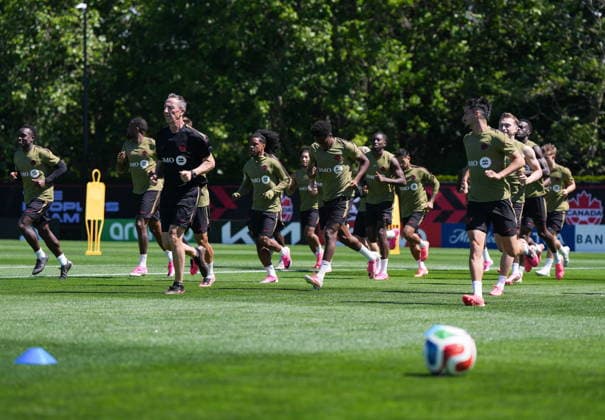 June 16, 2026, Vancouver, Bc, CANADA: Canada players jog during a FIFA World Cup, WM, Weltmeisterschaft, Fussball soccer training session, in Vancouver, on Tuesday, June 16, 2026. Canada News - June 16, 2026  - ZUMAc35_ 20260616_zaf_c35_108 Copyright: xDarrylxDyckx