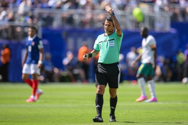 Fußball, WM 2026, 20260616, Frankreich - Senegal. Im Bild Schiedsrichter Alireza FAGHANI (Iran). East Rutherford New-York-New-Jersey-Stadion New Jersey Vereinigte Staaten von Amerika