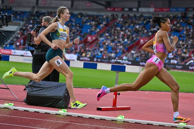 From left Femke Broeders-Bol of Netherlands and Audrey Werro of Switzerland compete during the 800m of the Golden Spike Ostrava 2026 - World Athletics Continental Tour Gold, in Ostrava, Czech Republic, on June 16, 2026. (CTKxPhoto JaroslavxOzana) CTKPhotoP2026061609543  CTKPhotoP2026061609543