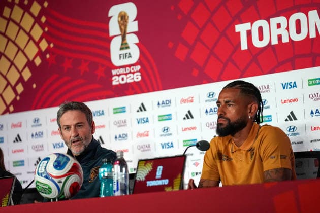 press conference, PK, Pressekonferenz ahead of Ghana v Panama - 2026 FIFA World Cup, WM, Weltmeisterschaft, Fussball TORONTO, CANADA - JUNE 16 : Head coach of Panama Thomas Christiansen (L) speaks to media ahead of their Group L match against Ghana at the 2026 FIFA World Cup in Toronto, Ontario, Canada on June 16, 2026. Mert Alper Dervis Anadolu Ontario Canada. Editorial use only. Please get in touch for any other usage.  Copyright: x2026xAnadoluxMertxAlperxDervisx