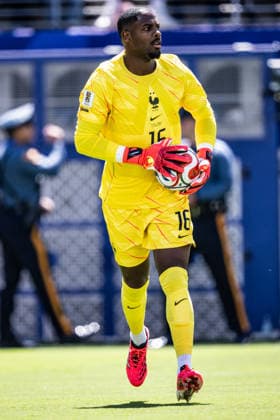 Mike Maignan of France during the FIFA World Cup, WM, Weltmeisterschaft, Fussball 2026 Group I match between France and Senegal at New York New Jersey Stadium on June 16th, 2026. (Photo by Riquelve Nata Sports Press Photo)  Copyright: xRiquelvexNata SportsxPressxPhotox Sportspressphoto_SPR167674