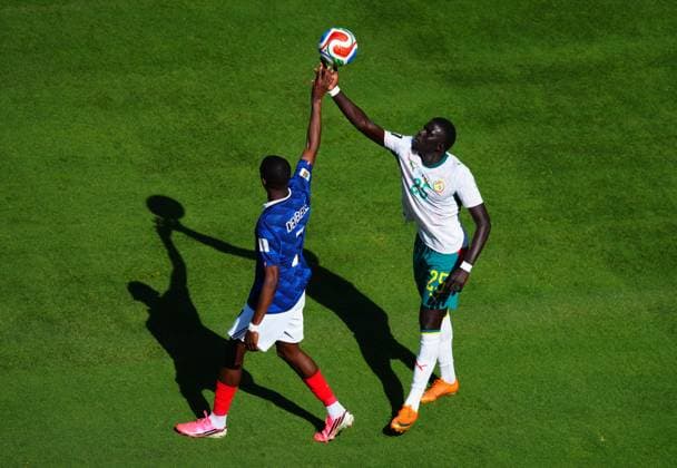 Ousmane DembÃ lÃ of France and El Hadji Malick Diouf of Senegal France v Senegal, 2026 FIFA World Cup, WM, Weltmeisterschaft, Fussball Group I, Football, New York New Jersey Stadium, East Rutherford, New Jersey, USA - 16 Jun 2026East Rutherford New York New Jersey Stadium New Jersey (NJ) United States of America EDITORIAL USE ONLY No use with unauthorised audio, video, data, fixture lists, club league logos or live services. Online in-match use limited to 120 images, no video emulation. No use in betting, games or single club league player publications.  Copyright: xJavierxGarcia Shutterstockx 16928918bf