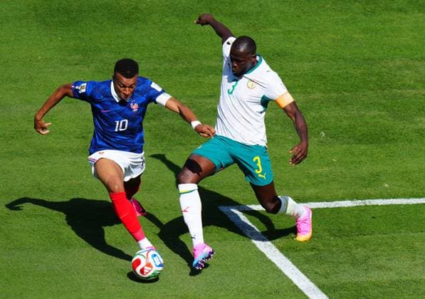 Kylian MbappÃ of France and Kalidou Koulibaly of Senegal France v Senegal, 2026 FIFA World Cup, WM, Weltmeisterschaft, Fussball Group I, Football, New York New Jersey Stadium, East Rutherford, New Jersey, USA - 16 Jun 2026East Rutherford New York New Jersey Stadium New Jersey (NJ) United States of America EDITORIAL USE ONLY No use with unauthorised audio, video, data, fixture lists, club league logos or live services. Online in-match use limited to 120 images, no video emulation. No use in betting, games or single club league player publications.  Copyright: xJavierxGarcia Shutterstockx 16928918bh