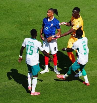 Michael Olise of France with the ball inside his shirt after a penalty appeal was denied France v Senegal, 2026 FIFA World Cup, WM, Weltmeisterschaft, Fussball Group I, Football, New York New Jersey Stadium, East Rutherford, New Jersey, USA - 16 Jun 2026East Rutherford New York New Jersey Stadium New Jersey (NJ) United States of America EDITORIAL USE ONLY No use with unauthorised audio, video, data, fixture lists, club league logos or live services. Online in-match use limited to 120 images, no video emulation. No use in betting, games or single club league player publications.  Copyright: xJavierxGarcia Shutterstockx 16928918bl