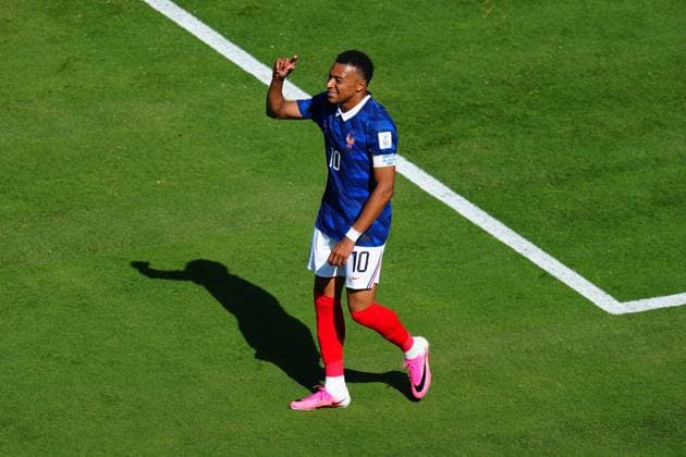 Kylian MbappÃ of France reacts after going close France v Senegal, 2026 FIFA World Cup, WM, Weltmeisterschaft, Fussball Group I, Football, New York New Jersey Stadium, East Rutherford, New Jersey, USA - 16 Jun 2026East Rutherford New York New Jersey Stadium New Jersey (NJ) United States of America EDITORIAL USE ONLY No use with unauthorised audio, video, data, fixture lists, club league logos or live services. Online in-match use limited to 120 images, no video emulation. No use in betting, games or single club league player publications.  Copyright: xJavierxGarcia Shutterstockx 16928918bm