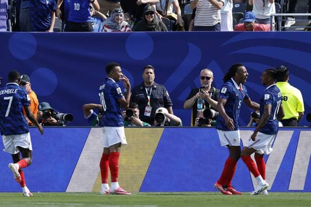 NEW JERSEY - (LR) Ousmane Dembele of France, Kylian Mbappe of France celebrate the 1-0 during the FIFA 2026 World Cup Group I match between France and Senegal at the New Jersey Stadium on June 16, 2026, in New Jersey, United States. MAURICE VAN STEEN ANP FIFA World Cup, WM, Weltmeisterschaft, Fussball 2026 2026 xVIxANPxSportx xMauricexvanxSteenxIVx 561192560 originalFilename: 561192560.jpg