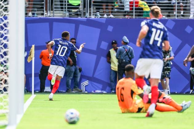 RECORD DATE NOT STATED FIFA World Cup, WM, Weltmeisterschaft, Fussball 2026 - Group I - France v Senegal Kylian Mbappe player of France celebrates his goal during the match between France and Senegal in the first round of Group I of the 2026 FIFA World Cup group stage at New York New Jersey Stadium, in East Rutherford, United States, on Tuesday, June 16, 2026.(Foto: William Volcov Brazil Photo Press IMAGO) Sports East Rutherford NJ United States of America Copyright: xWILLIAMxVOLCOVx