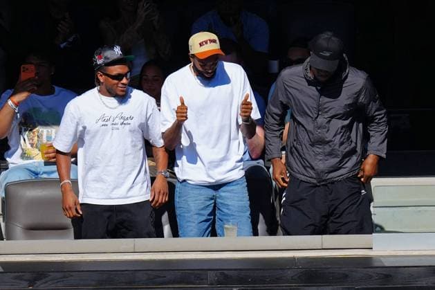 Mikal Bridges, Og Anunoby and Deuce McBride of the New York Knicks watching the action France v Senegal, 2026 FIFA World Cup, WM, Weltmeisterschaft, Fussball Group I, Football, New York New Jersey Stadium, East Rutherford, New Jersey, USA - 16 Jun 2026East Rutherford New York New Jersey Stadium New Jersey (NJ) United States of America EDITORIAL USE ONLY No use with unauthorised audio, video, data, fixture lists, club league logos or live services. Online in-match use limited to 120 images, no video emulation. No use in betting, games or single club league player publications.  Copyright: xJavierxGarcia Shutterstockx 16928918ce