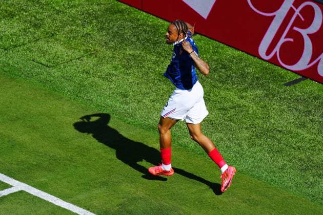 Bradley Barcola of France celebrates after scoring France v Senegal, 2026 FIFA World Cup, WM, Weltmeisterschaft, Fussball Group I, Football, New York New Jersey Stadium, East Rutherford, New Jersey, USA - 16 Jun 2026East Rutherford New York New Jersey Stadium New Jersey (NJ) United States of America EDITORIAL USE ONLY No use with unauthorised audio, video, data, fixture lists, club league logos or live services. Online in-match use limited to 120 images, no video emulation. No use in betting, games or single club league player publications.  Copyright: xJavierxGarcia Shutterstockx 16928918ci