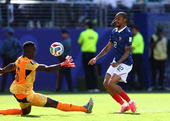 New Jersey, USA, 16th June 2026. Bradley Barcola of France scoring his sides second goal during the France vs Senegal FIFA World Cup, WM, Weltmeisterschaft, Fussball match at Metlife Stadium, New Jersey. Picture credit should read: Paul Terry Sportimage EDITORIAL USE ONLY. No use with unauthorised audio, video, data, fixture lists, club league logos or live services. Online in-match use limited to 120 images, no video emulation. No use in betting, games or single club league player publications. SPI_061_PT_France_Senegal SPI-4837-0061