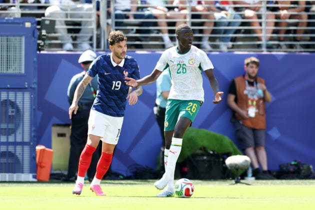 EAST RUTHERFORD 16.06.2026 MISTRZOSTWA SWIATA W PILCE NOZNEJ 2026 GRUPA C MECZ: FRANCJA - SENEGAL --- 2026 FIFA World Cup, WM, Weltmeisterschaft, Fussball GROUP C MATCH: FRANCE - SENEGAL THEO HERNANDEZ PAPE GUEYE FOT. PIOTR KUCZA FOTOPYK NEWSPIX.PL --- newspix.pl 