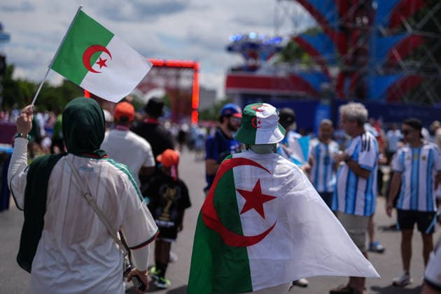 Argentina fans gather in Kansas City ahead of Algeria match KANSAS CITY, UNITED STATES - JUNE 16: Fans gather in downtown Kansas City ahead of the 2026 FIFA World Cup, WM, Weltmeisterschaft, Fussball Group J match between Argentina and Algeria in Kansas City, United States, on June 16, 2026. Hakan Akgün Anadolu Kansas City United States. Editorial use only. Please get in touch for any other usage.  Copyright: x2026xAnadoluxHakanxAkgünx