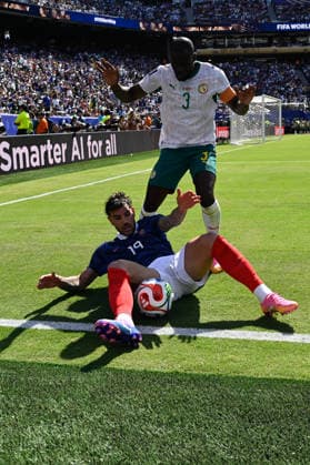 Theo Hernandez of France (L) and Kalidou Koulibaly of Senegal (R) fight for possession during a FIFA Men’s World Cup 2026 Group Stage football match between Brazil and Morocco at New York New Jersey Stadium, in East Rutherford on June 16th 2026 (Photo by Andre Ricardo SPP)  Copyright: xAndrexRicardo SPPx Sportspressphoto_SPR167728