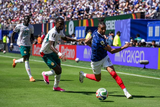 France v Senegal - FIFA World Cup, WM, Weltmeisterschaft, Fussball 2026 Michael Olise of France competes for the ball with Nicolas Jackson of Senegal during the FIFA World Cup 2026 Group I football match between France and Senegal. East Rutherford United States Copyright: xNicolòxCampox