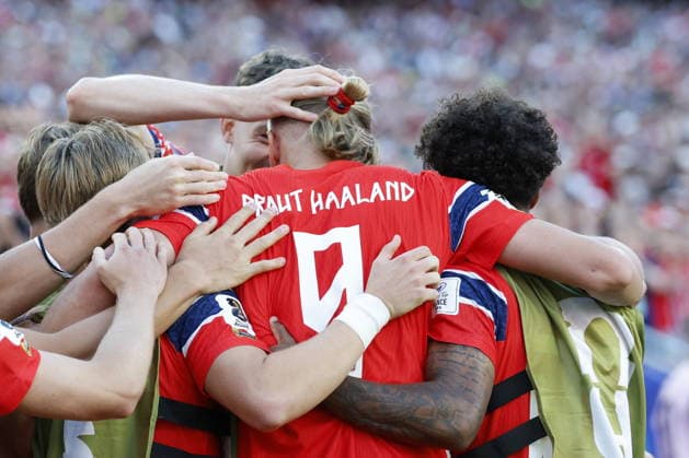 FIFA World Cup, WM, Weltmeisterschaft, Fussball 2026 - Group I - Iraq vs Norway Erling Haaland of Norway (C) celebrates with his teammates after scoring the 2-1 goal during the FIFA World Cup 2026 group stage match Iraq against Norway, in Boston, Massachusetts, USA, 16 June 2026. Foxborough United States  Copyright: xGREGxM.xCOOPERx