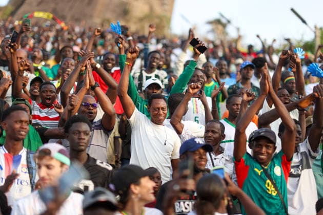 Senegal fans watch team s World Cup debut on giant screen DAKAR, SENEGAL - JUNE 16: Senegal fans watch their national team, Nationalteam s 2026 FIFA World Cup, WM, Weltmeisterschaft, Fussball Group I match against France on a giant screen set up at the African Renaissance Monument in Dakar, Senegal, on June 16, 2026. Hundreds of supporters gathered at the square ahead of kickoff, waving Senegalese flags and wearing national team jerseys as they followed the match. Cem Ozdel Anadolu Dakar Senegal. Editorial use only. Please get in touch for any other usage.  Copyright: x2026xAnadoluxCemxOzdelx