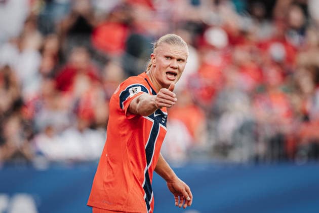 Fußball Herren FIFA Fußball-Weltmeisterschaft 2026 Gruppe I Irak vs. Norwegen 16.06.2026 Erling Haaland ( 9, Norwegen) gibt Anweisungen Boston Boston Stadium Massachusetts United States of America