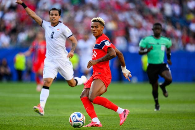 260616 Ibrahim Bayesh Kamil Al-Kaabawi of Iraq and Antonio Nusa of Norway during the FIFA World Cup, WM, Weltmeisterschaft, Fussball 2026 group stage football match between Iraq and Norway on June 16, 2026 in Foxborough. Photo: Jon Olav Nesvold BILDBYRAN COP 217 VG0955 bbeng fotboll football soccer fotball vm fotbolls-vm fotball-vm fotbolls-vm 2026 fifa world cup 2026 norge norway iraq irak