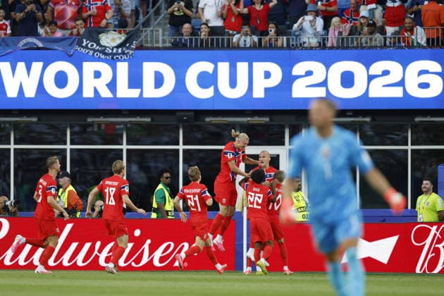 FIFA World Cup, WM, Weltmeisterschaft, Fussball 2026 - Group I - Iraq vs Norway Leo Ostigard (R) of Norway celebrates with his teammates after scoring the 1-3 goal during the FIFA World Cup 2026 group stage match Iraq against Norway, in Boston, USA, 16 June 2026. BOSTON United States  Copyright: xGREGxM.xCOOPERx