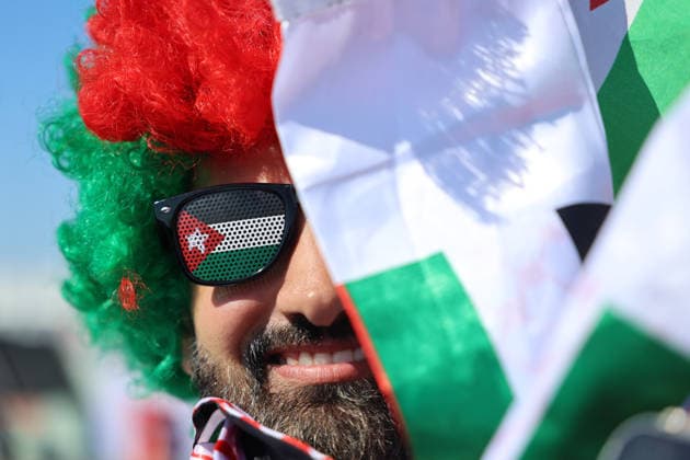 A fan from Jordan cheers on the team ahead of a Group J match in the 2026 FIFA World Cup, WM, Weltmeisterschaft, Fussball between Austria and Jordan at Levi s Stadium in Santa Clara, USA, 16 June 2026. FIFA World Cup 2026 : Gropu J - Austria vs. Jordan !ACHTUNG: NUR REDAKTIONELLE NUTZUNG!  Copyright: xMiguelxGutiérrezx GR3042 20260617-55020616330_1
