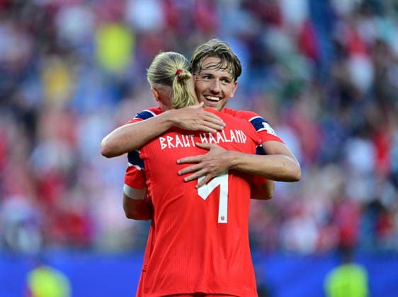Iraq v Norway - FIFA World Cup, WM, Weltmeisterschaft, Fussball 2026 - Group I FOXBOROUGH, UNITED STATES - JUNE 16: Erling Haaland (9) of Norway celebrates with teammates after a goal during the 2026 FIFA World Cup First Stage Group I match between Iraq and Norway at Gillette Stadium (Boston Stadium) in Foxborough, Massachusetts, United States on June 16, 2026. Abdulhamid Hosbas Anadolu Massachusetts United States. Editorial use only. Please get in touch for any other usage.  Copyright: x2026xAnadoluxAbdulhamidxHosbasx